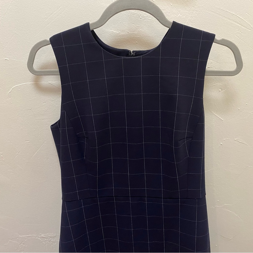 Ann Taylor Window Pane Navy and White Suit Dress Women’s 2 Petite